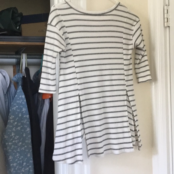 Francesca’s White Striped High-Low Shirt - Picture 3 of 7